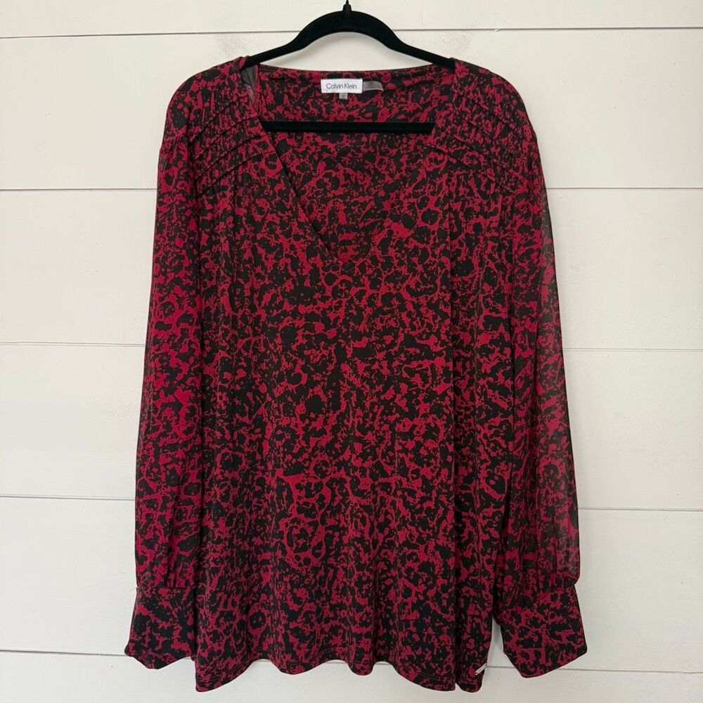 Calvin Klein Women’s 2X Black Red Stretchy Top Blouse
